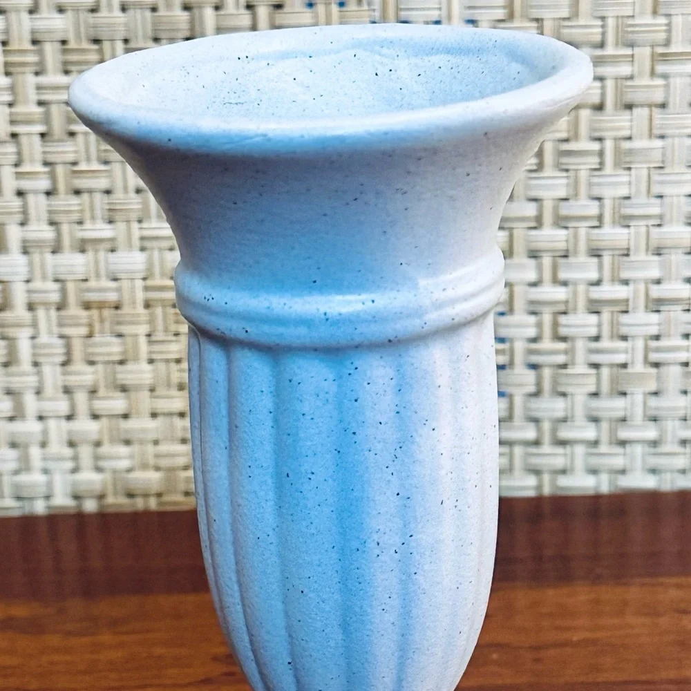 🌟HP🌟VTG 2000 Royal Haeger Soft Blue Matte Speckled Pottery Neoclassical Vase